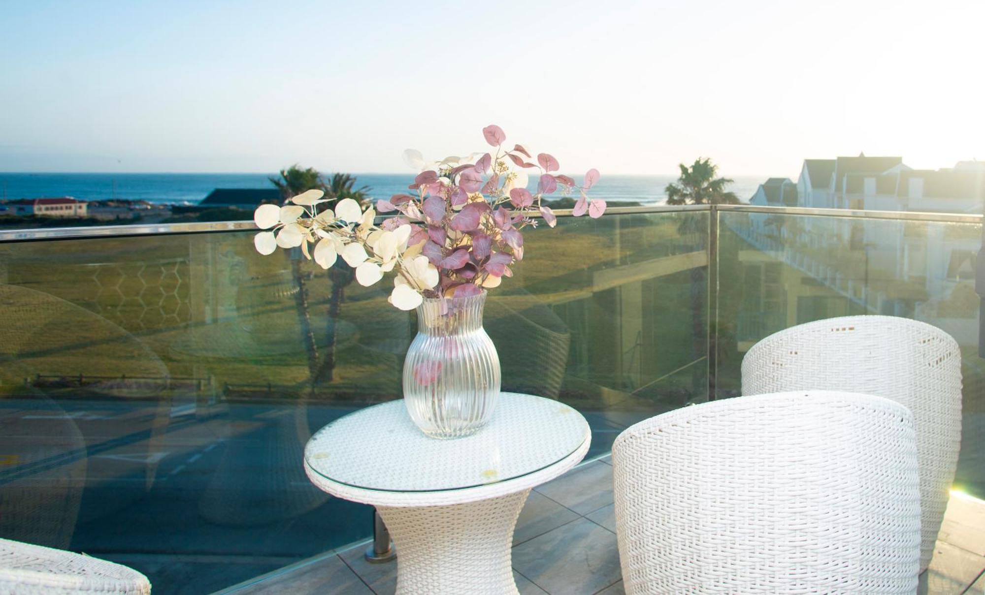 Dolphin Bay Boutique Hotel And Spa Port Elizabeth Exterior foto